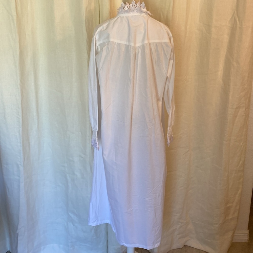 Powell Craft Nightgown - Picture 6 of 11